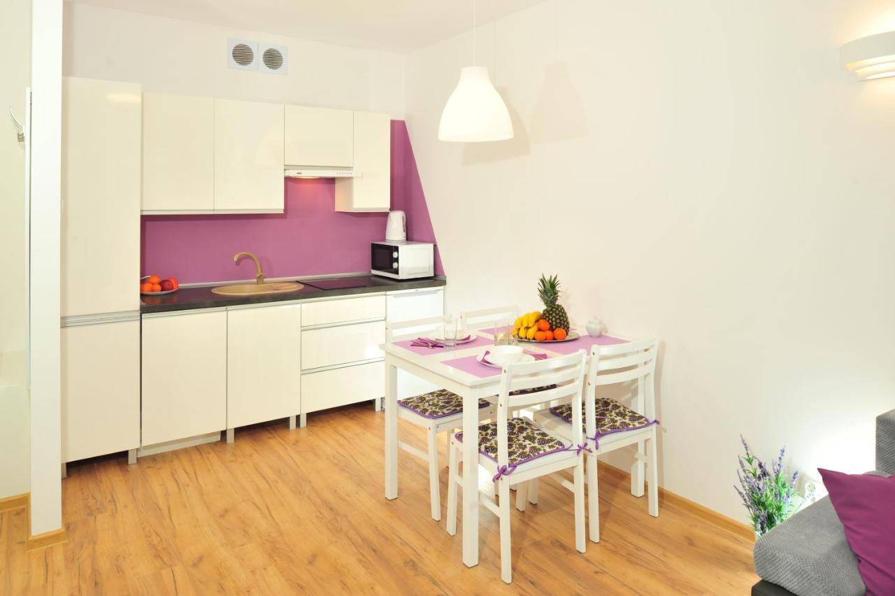 Solna11 Apartment *